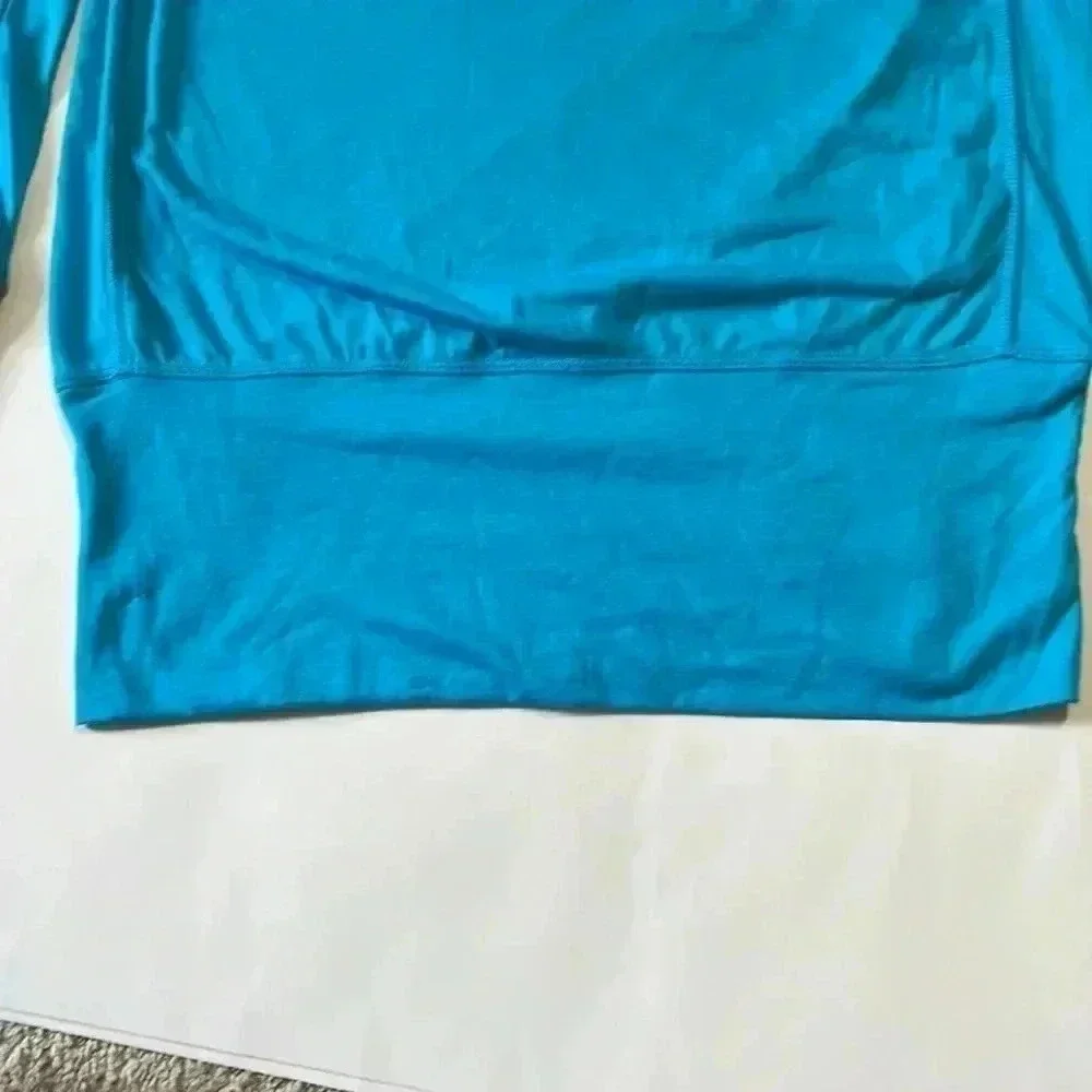 - Nike dry fit blue  long sleeve crew. size small